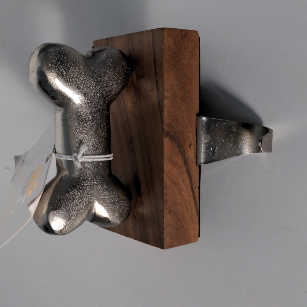 NWT Wooden Shelf Hook